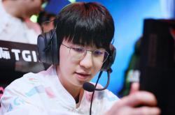 雷速体育官方-关于TES险胜FPX，Elk线上压制力十足激烈交锋小组赛，引爆全场热议的信息