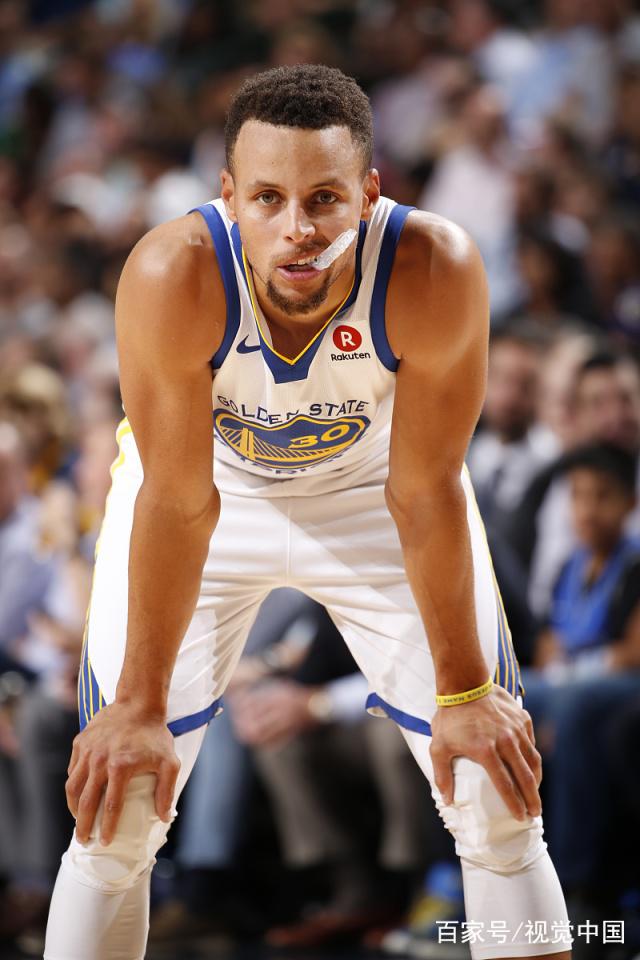 雄鹿队大比分胜出，稳固西部榜首位置的简单介绍