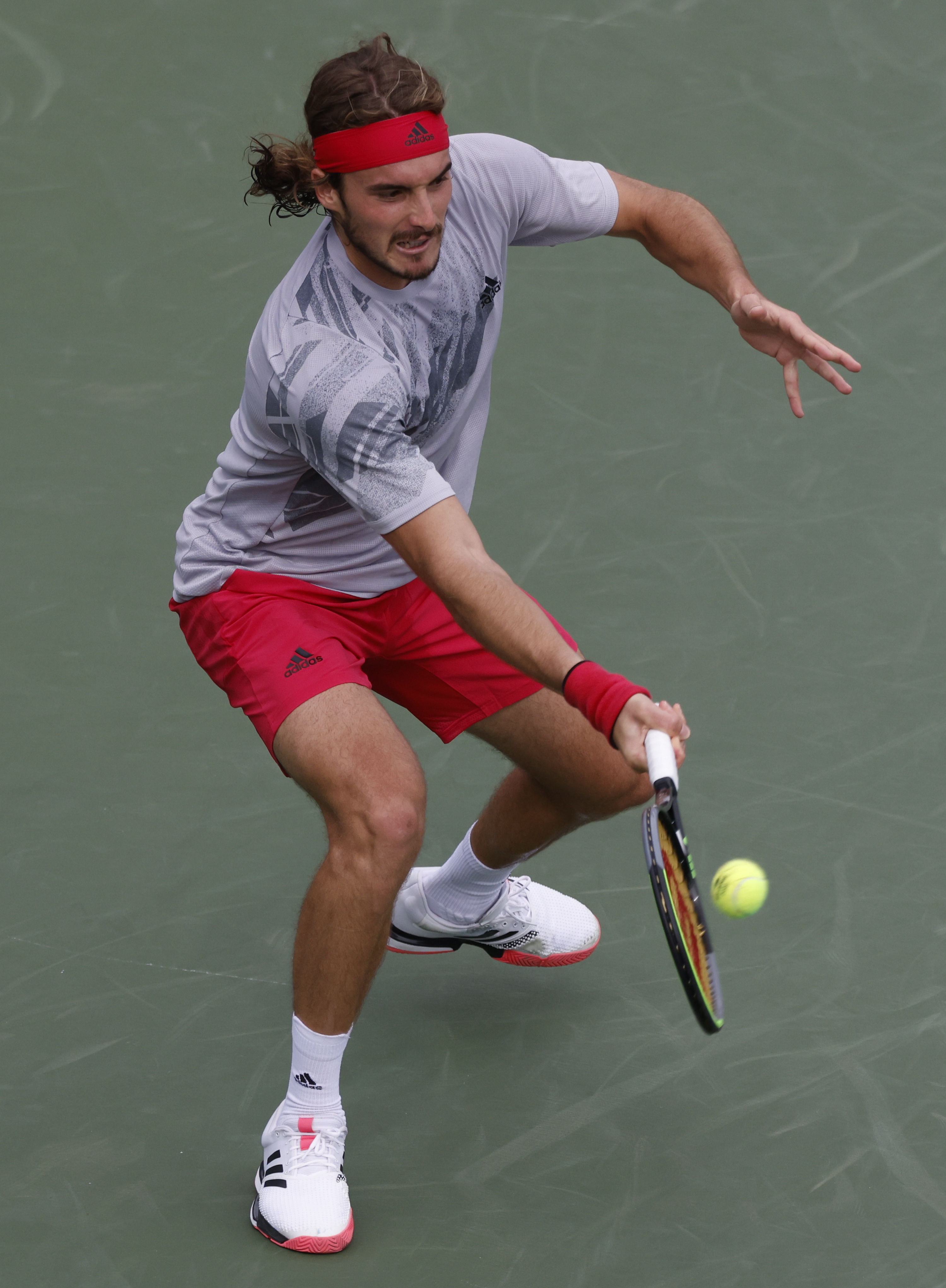 德国网球队完胜意大利网球队，西西帕斯惊艳世界的简单介绍