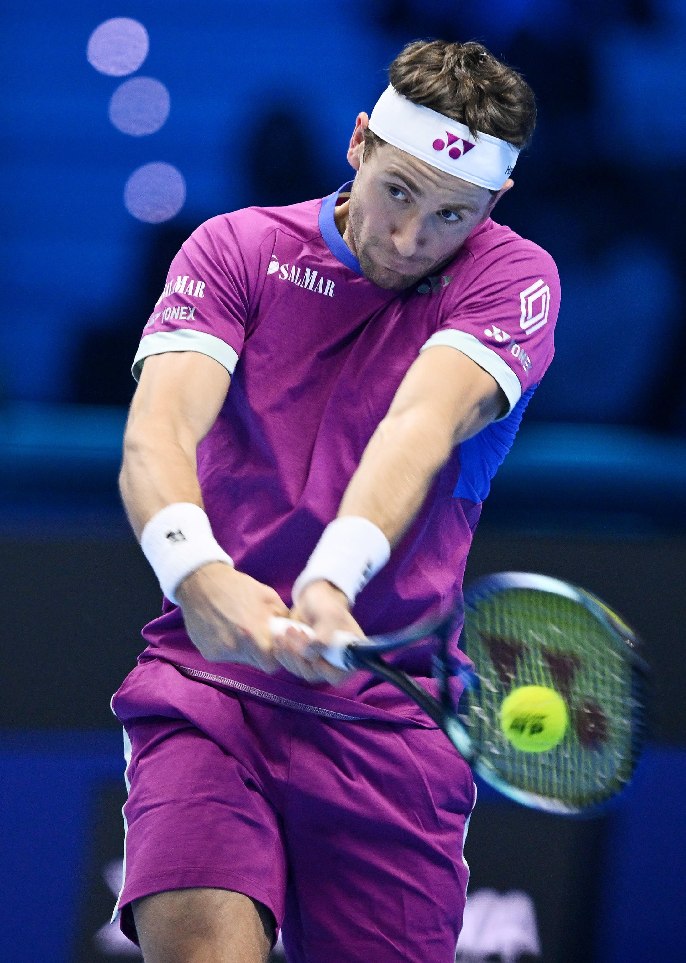 关于日本网球队鏖战美国网球队，兹维列夫打破历史纪录的信息